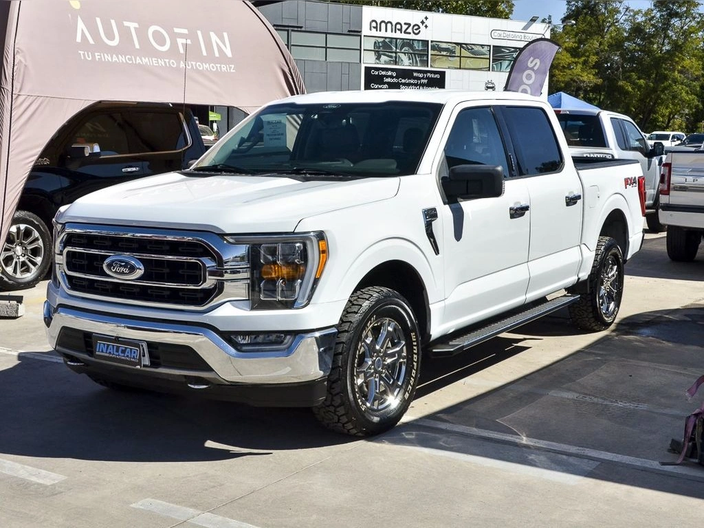 FORD F-150 XLT 4X4 5.0L AUT